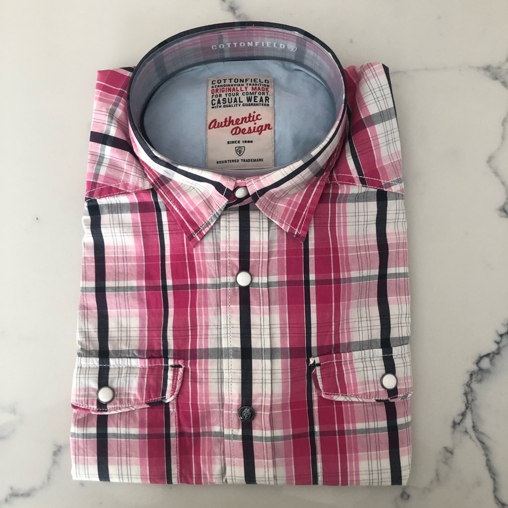Men's 100% Cotton Yarn Dyed Plaid Western Short Sleeves Shirt.
